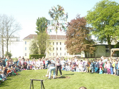 maifest