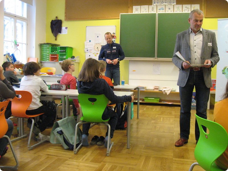 ateliertag_forschen800p_006.jpg