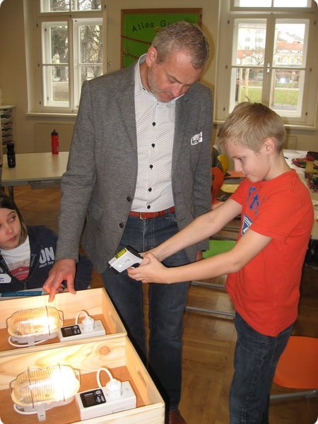ateliertag_forschen800p_330.jpg