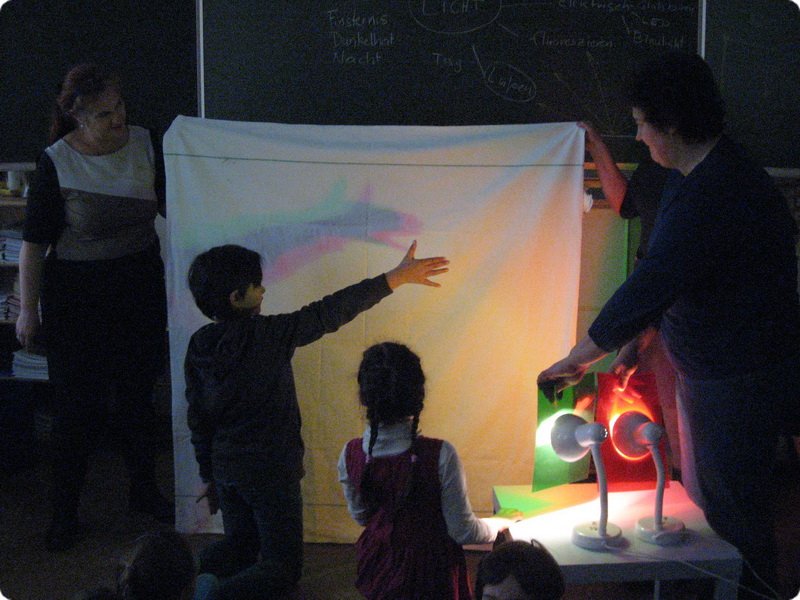 ateliertag_forschen800p_340.jpg